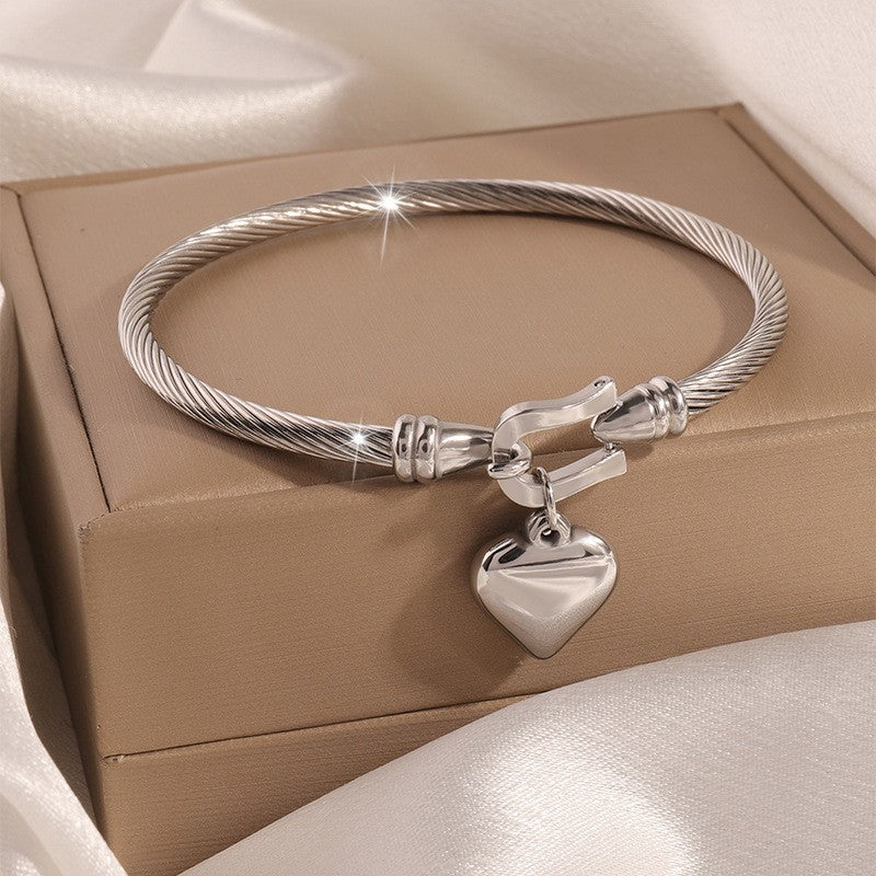 Steel Horseshoe Heart Charm Bracelet - detail view