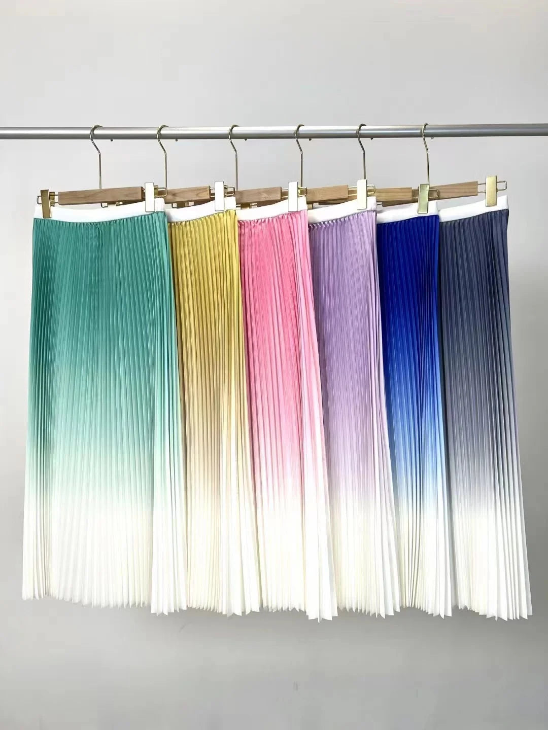Gradient Color Two-Piece Midi Skirt Set