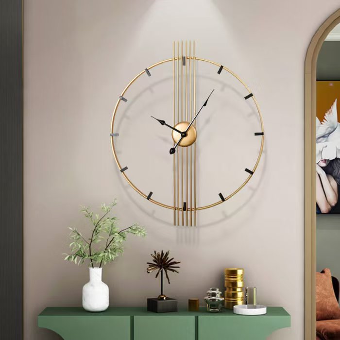 Retro Iron Art Wall Clock, 60cm - detail view