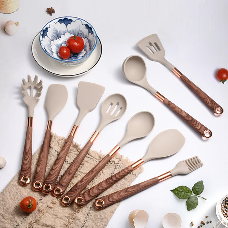 10-Piece Wooden Handle Kitchen Utensil Set - alternate view