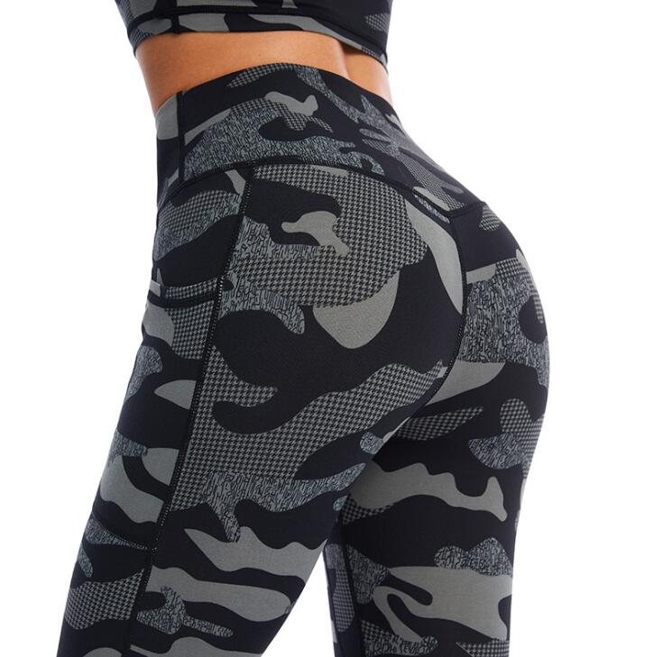 Women's Camouflage Sports Suit
