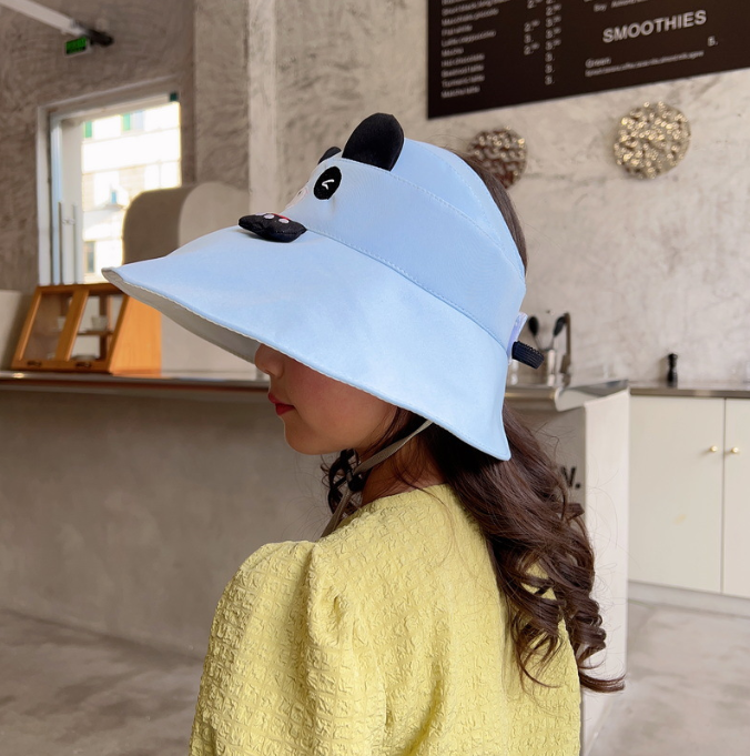 Bear Fisherman Sun Hat for Kids - detail view