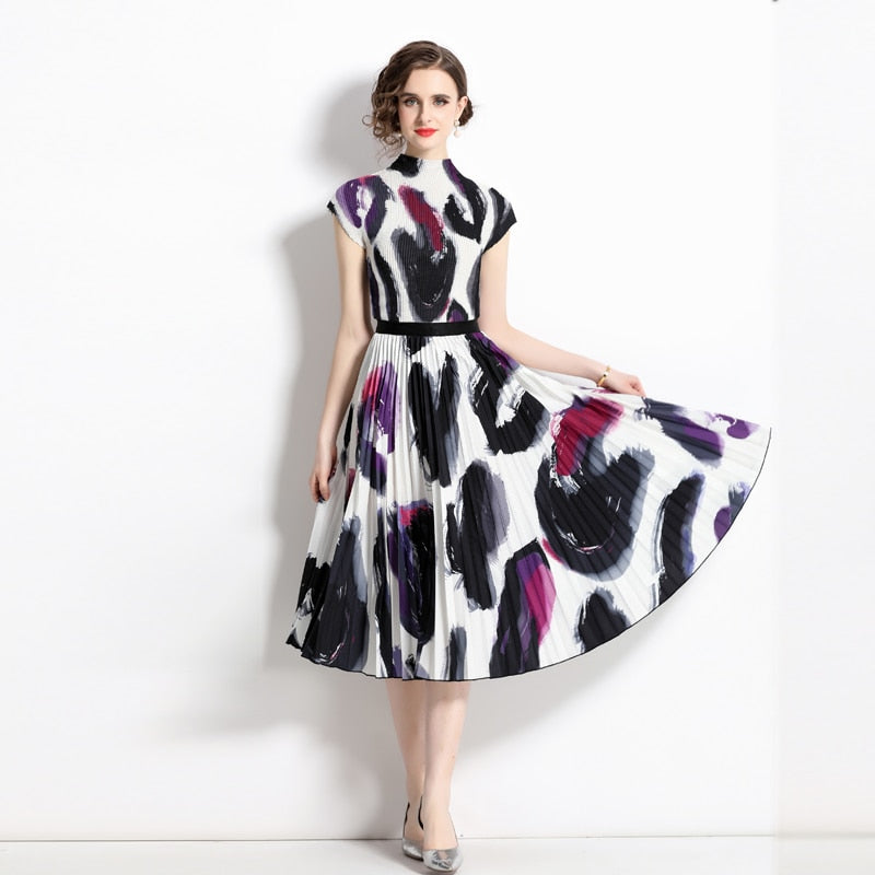 Slim-Fit Mid-Length Summer Suit Dress - detail view