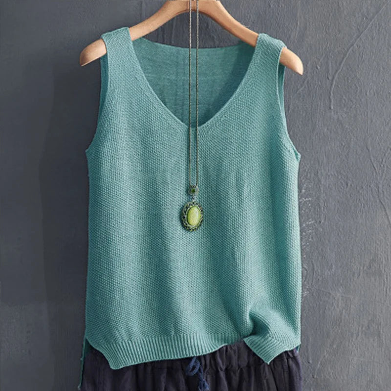 Women's Sleeveless Knitted V-Neck Blouse