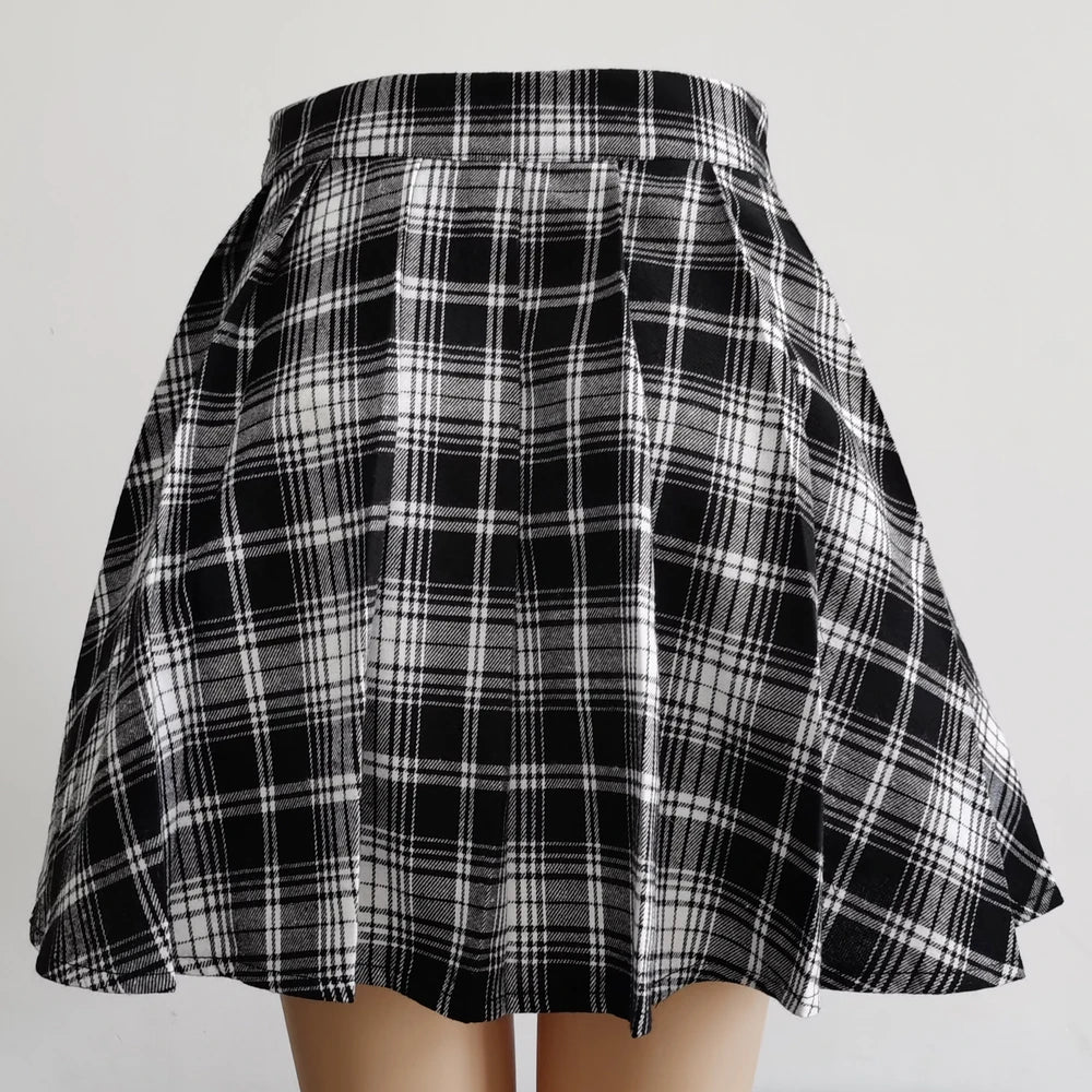 Plaid Pleated High-Waist Mini Skirt - detail view