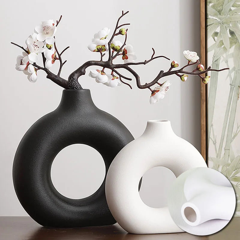 Minimalist Donut-Shaped Flower Vase